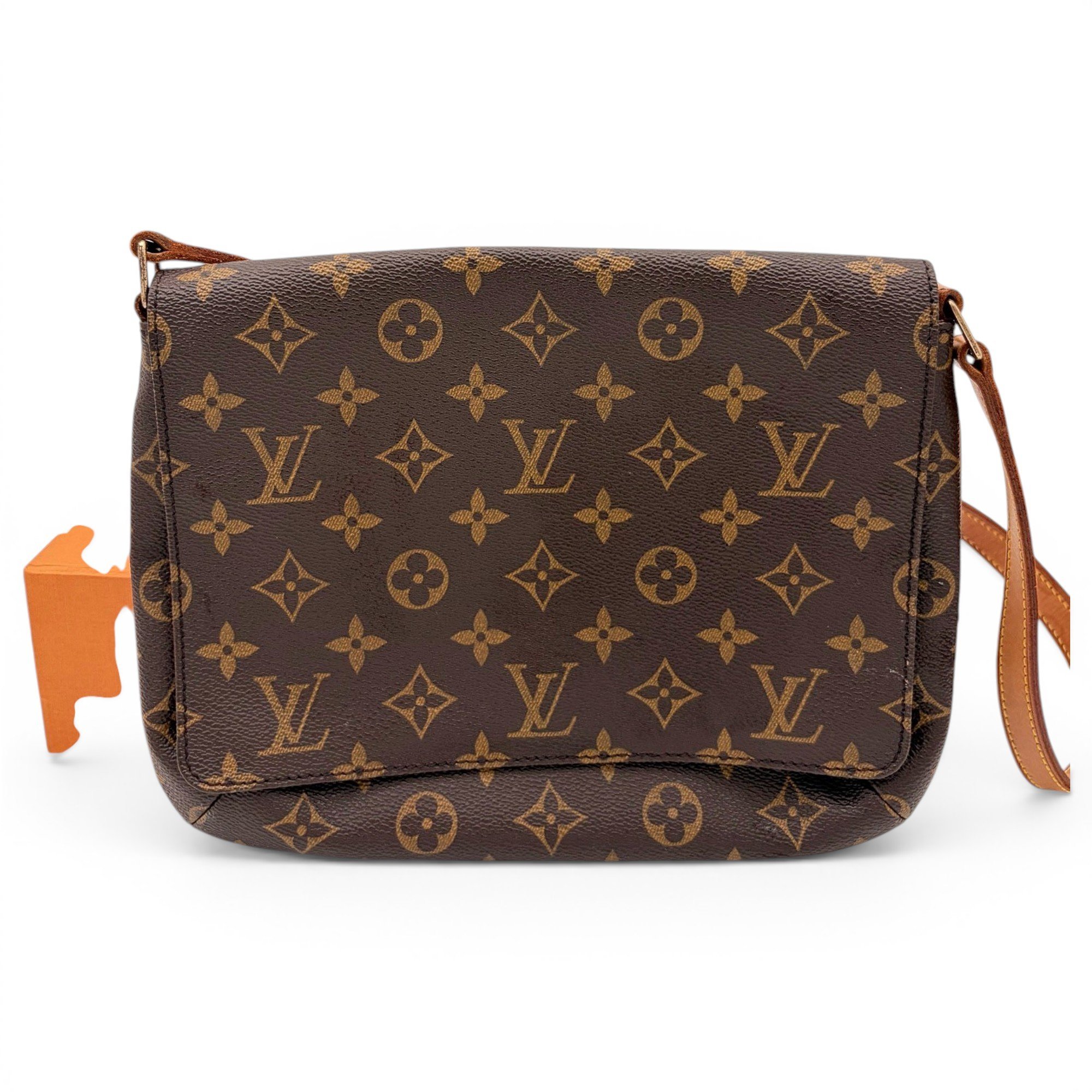 Looping leather handbag