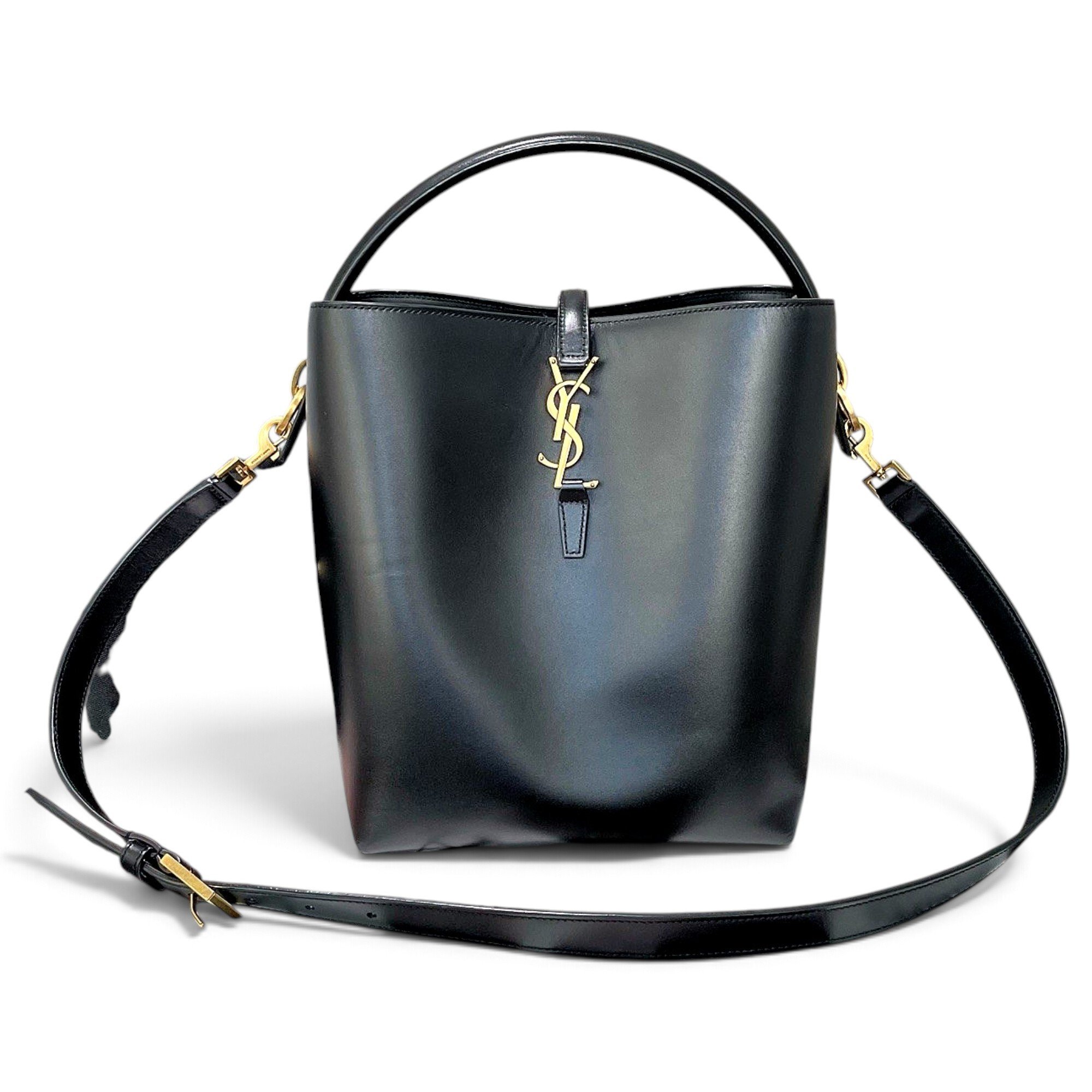 Le 37 leather handbag