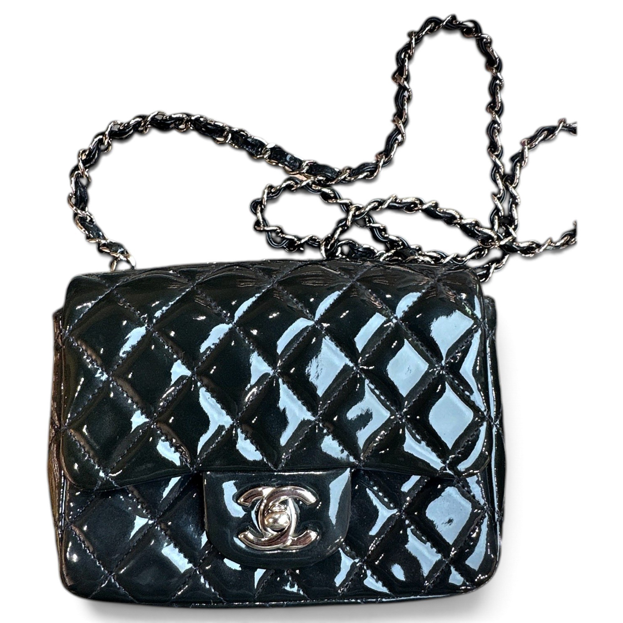 Timeless/Classique patent leather handbag