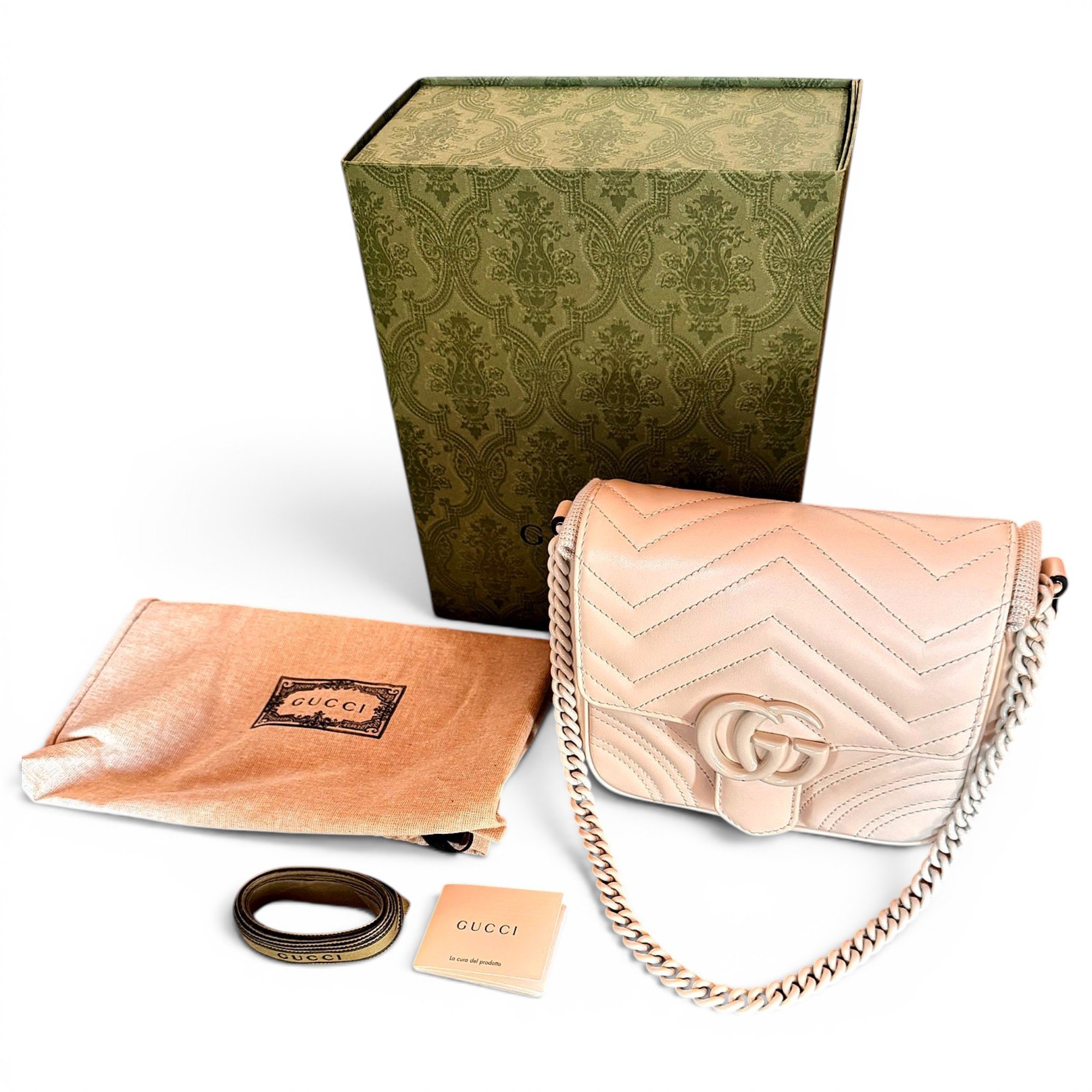 GG Marmont leather handbag