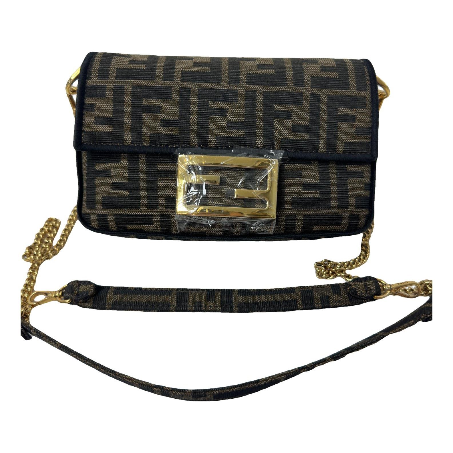 Baguette cloth handbag