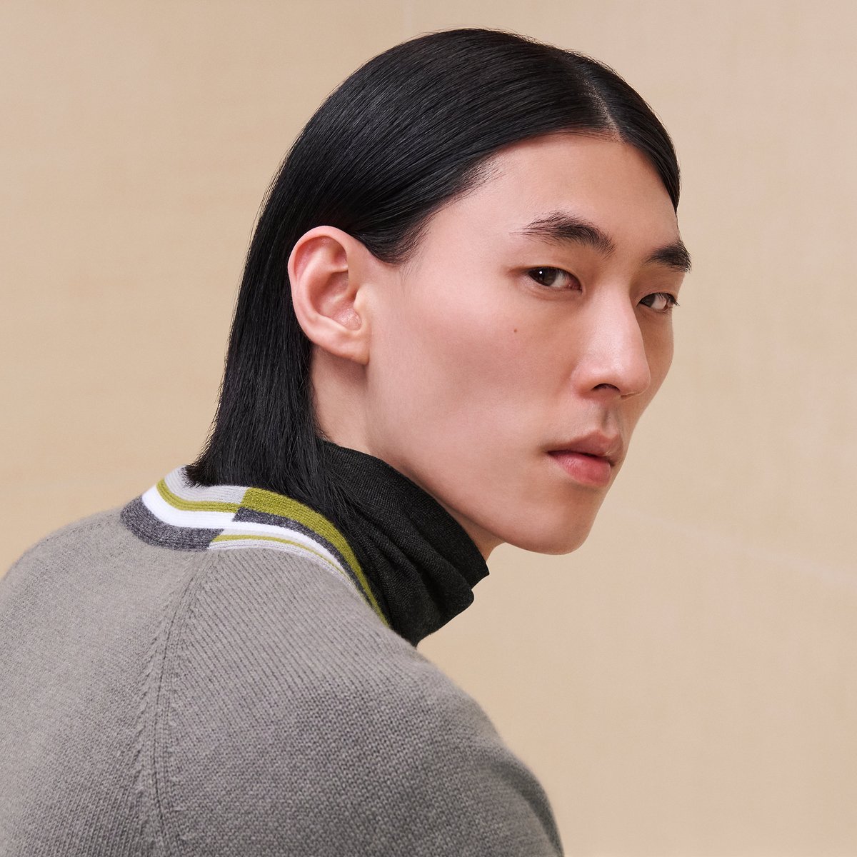 Cashmere "Rayures asymetriques" buttoned cardigan