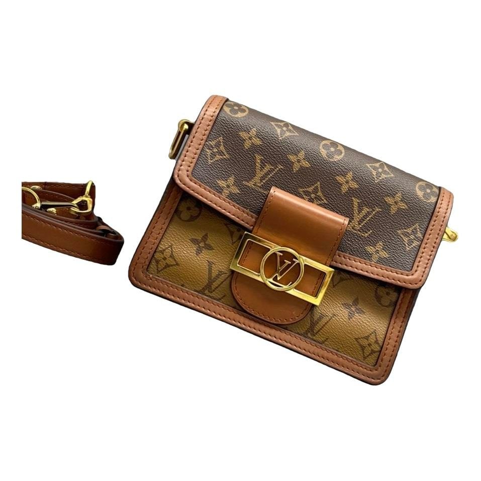 Dauphine leather handbag