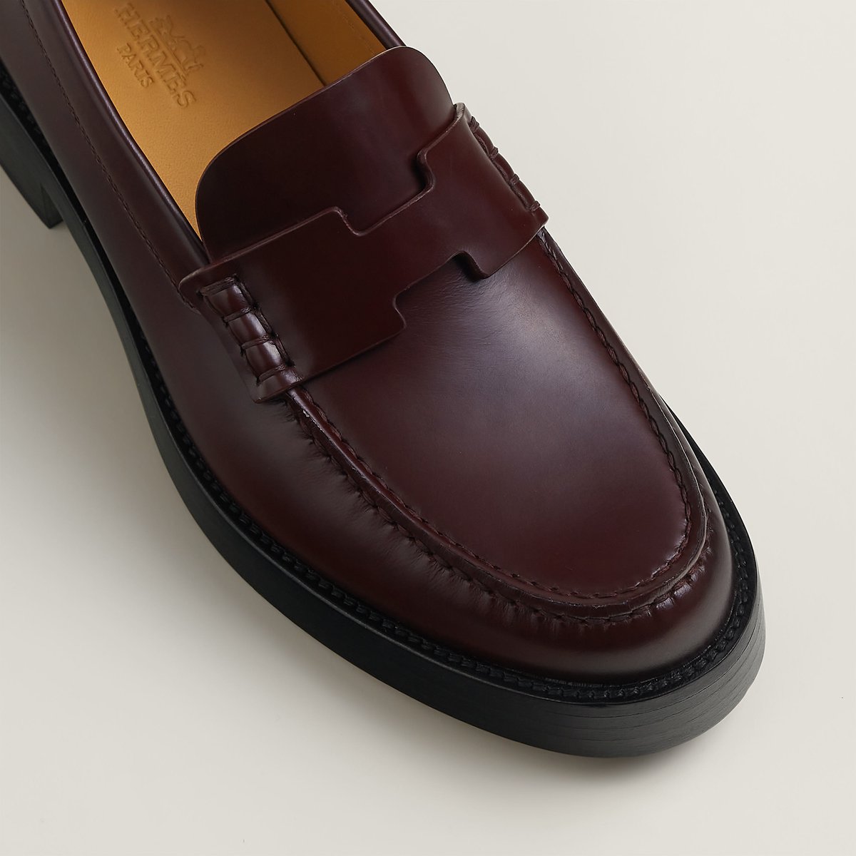 Hour loafer