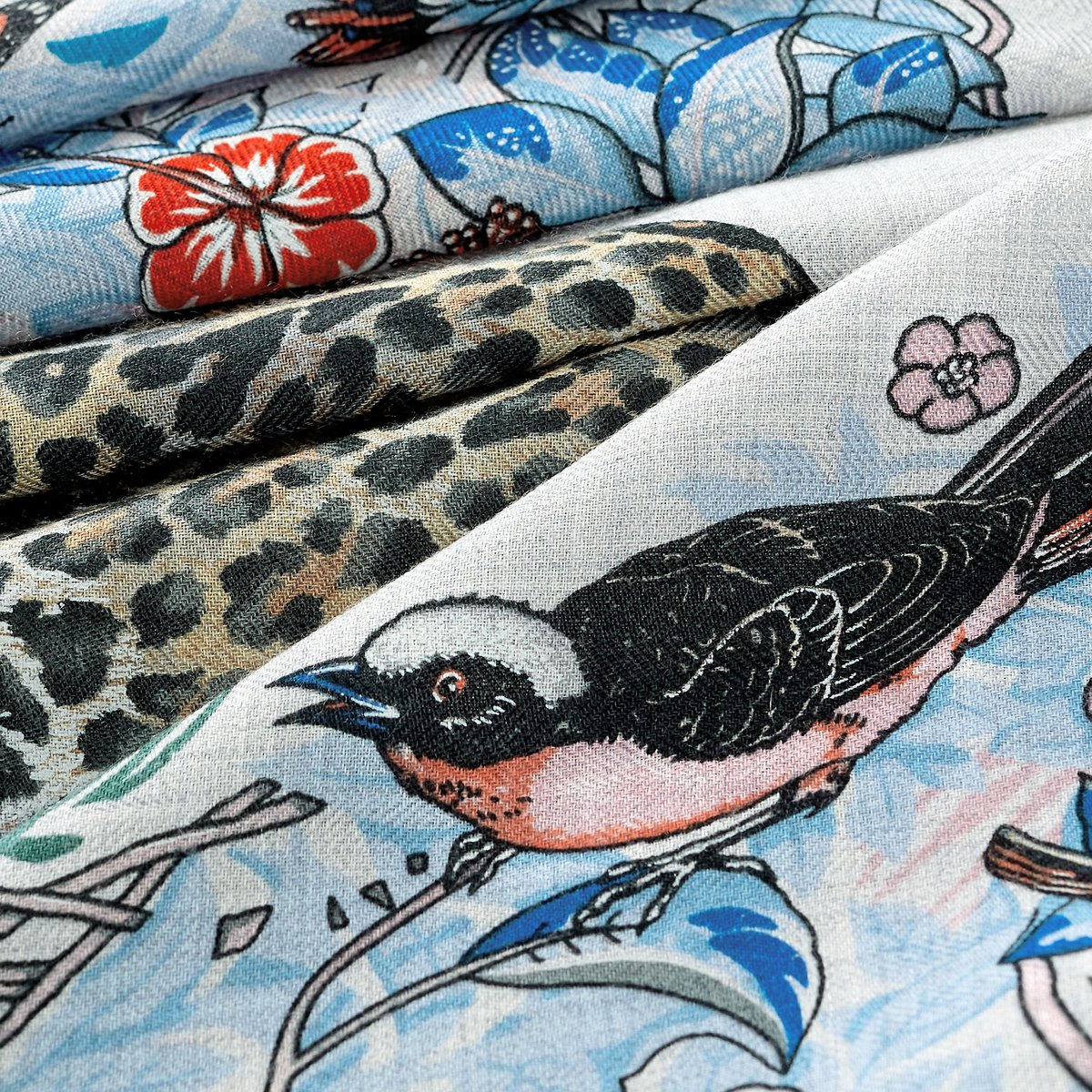 Jungle Love Giant Triangle