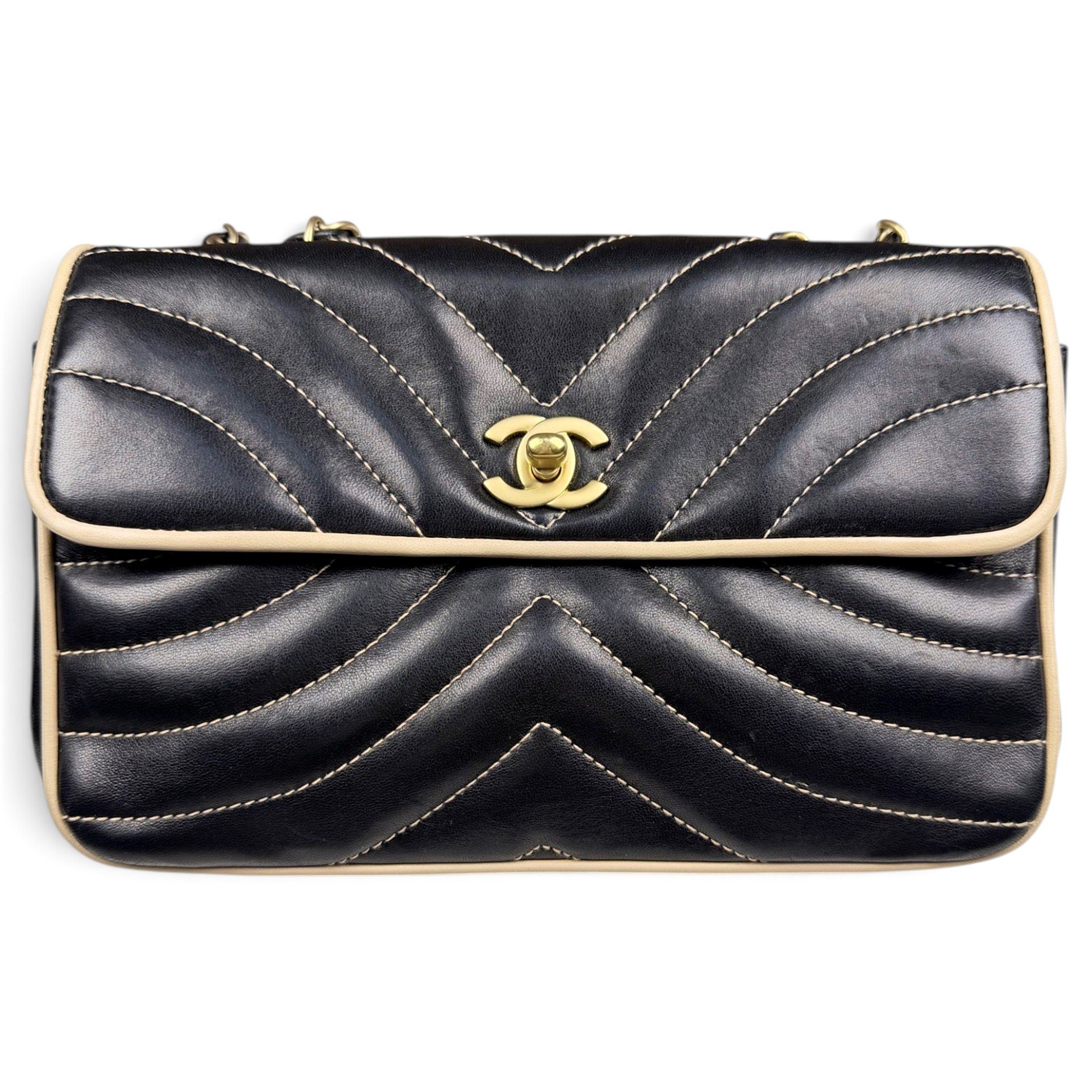 Coco Luxe leather handbag