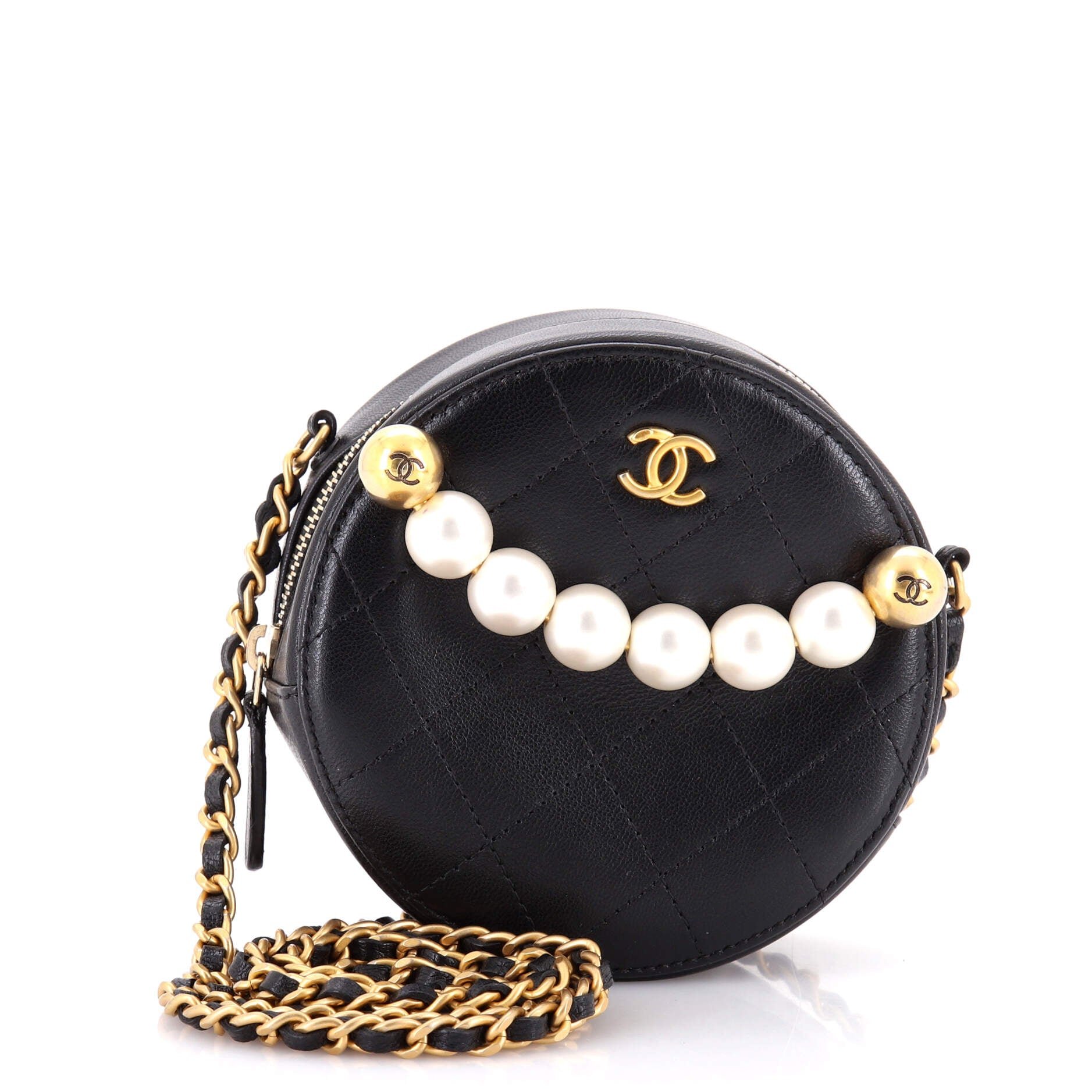 Chic Pearls Round Clutch with Chain Quilted Lambskin
