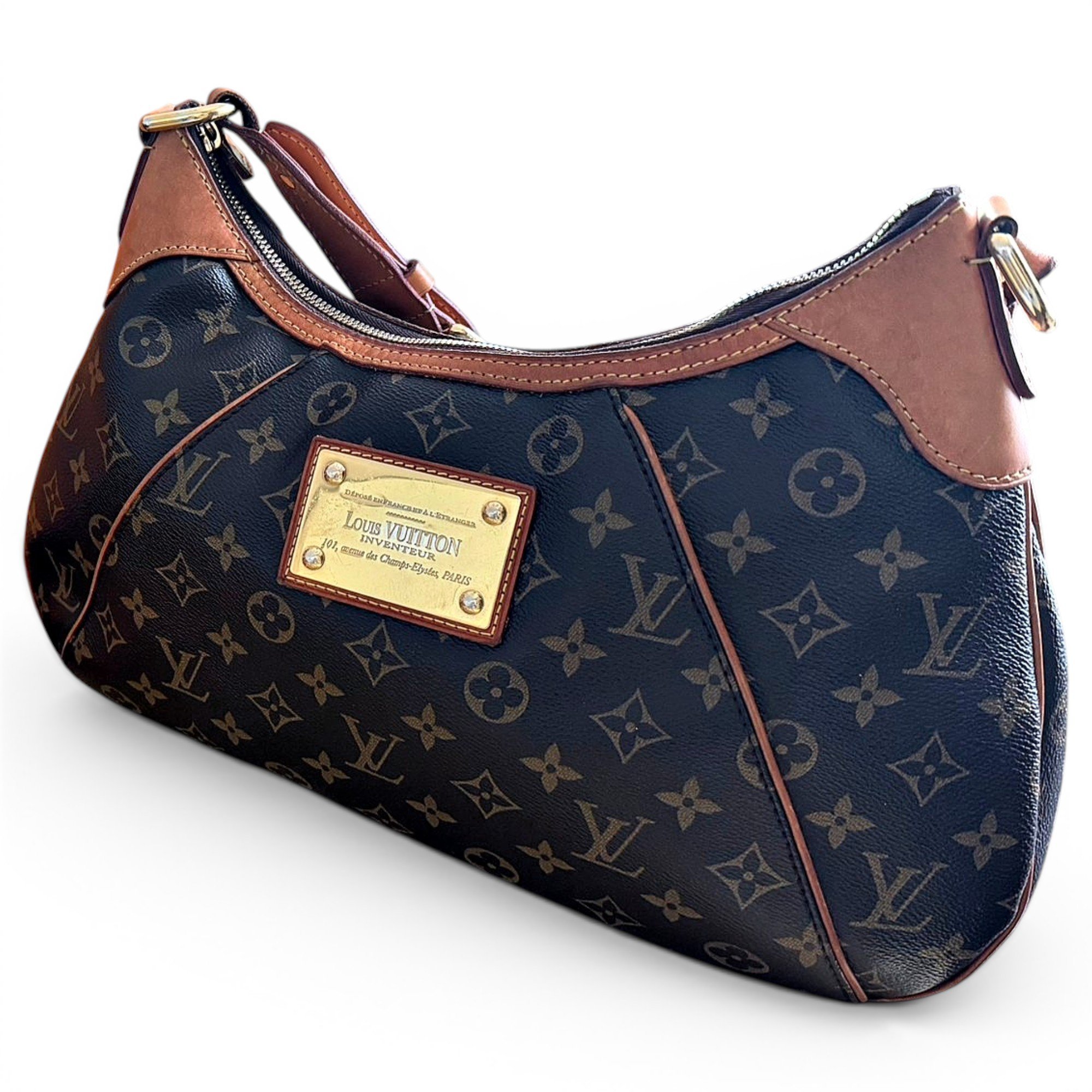 Thames leather handbag