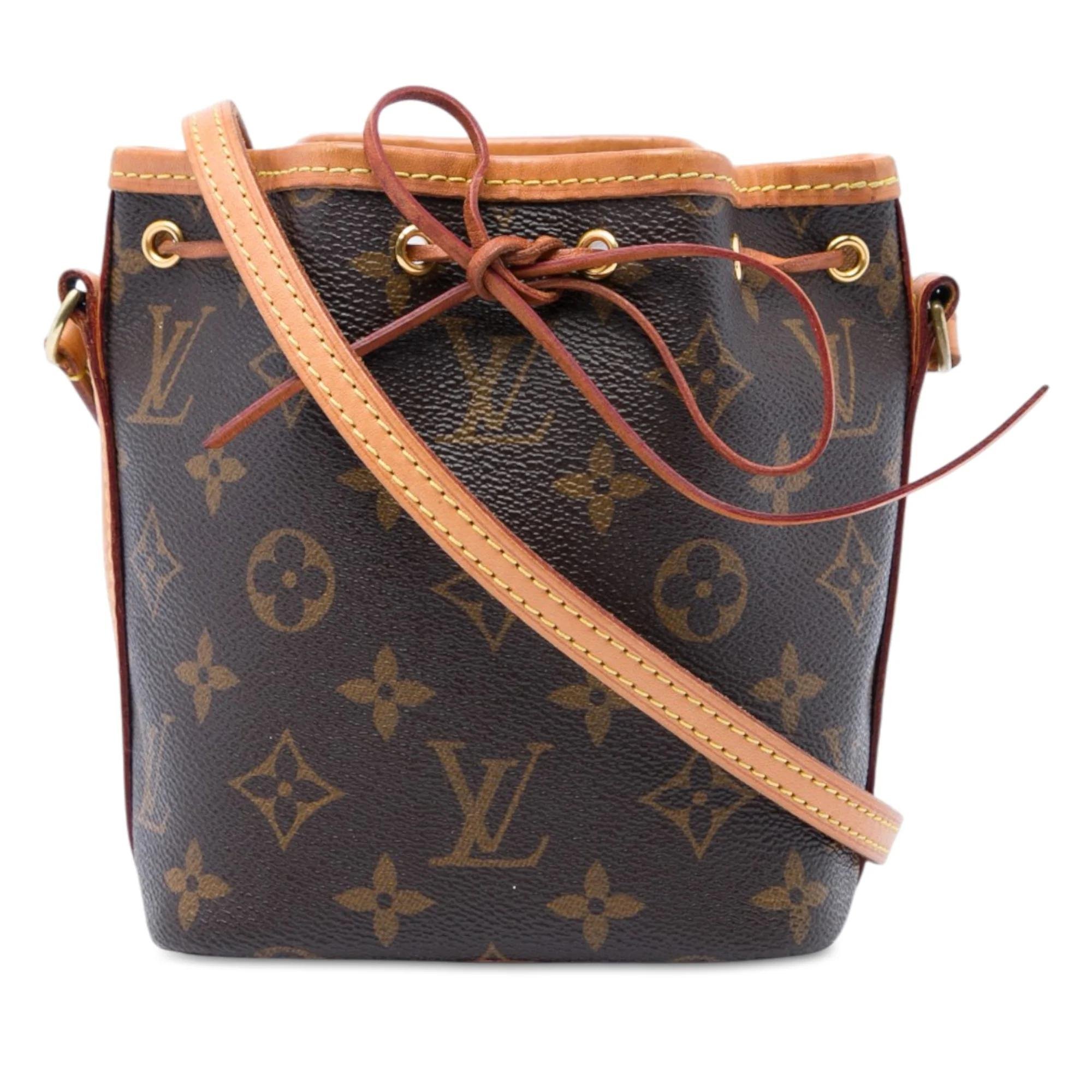 Louis Vuitton Nano Noé leather handbag
