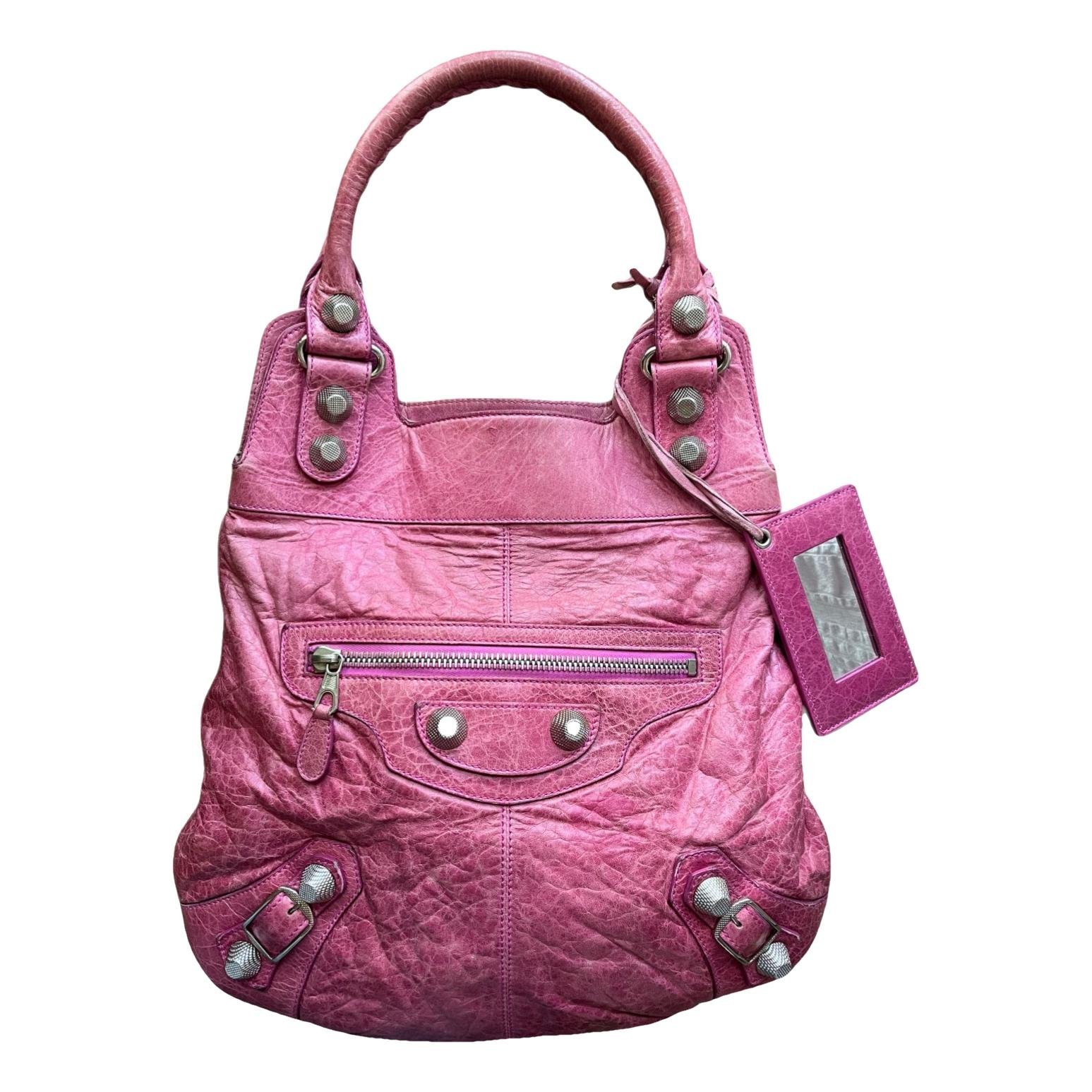 City leather handbag