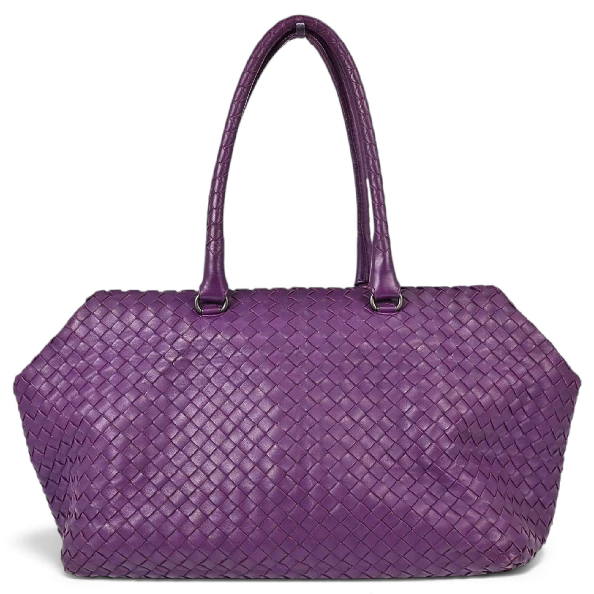 Leather tote