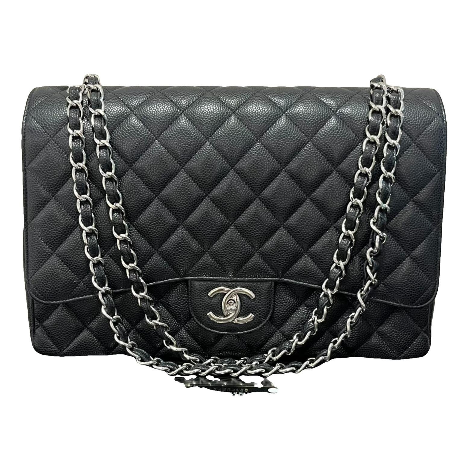 Timeless/Classique leather crossbody bag