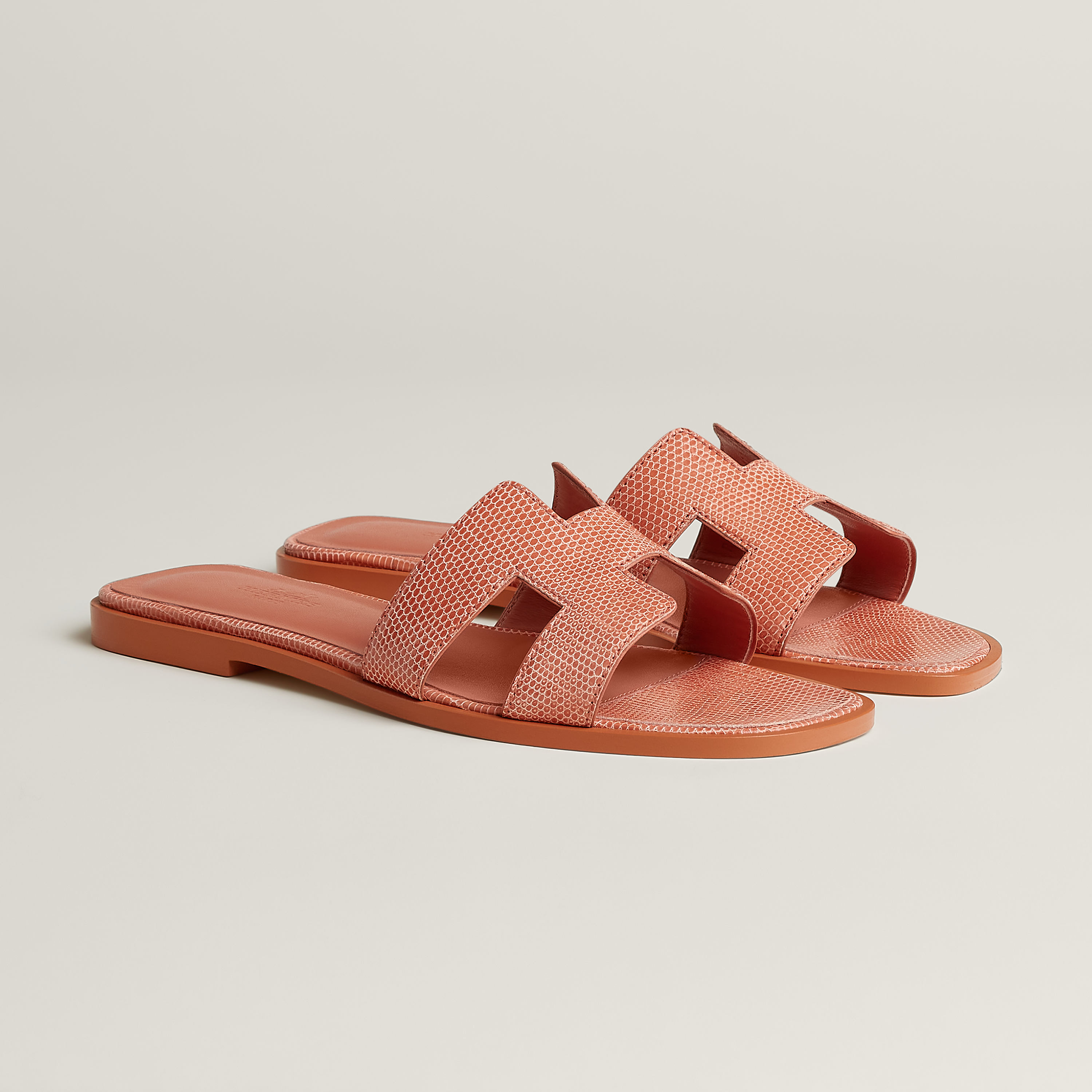 Oran sandal