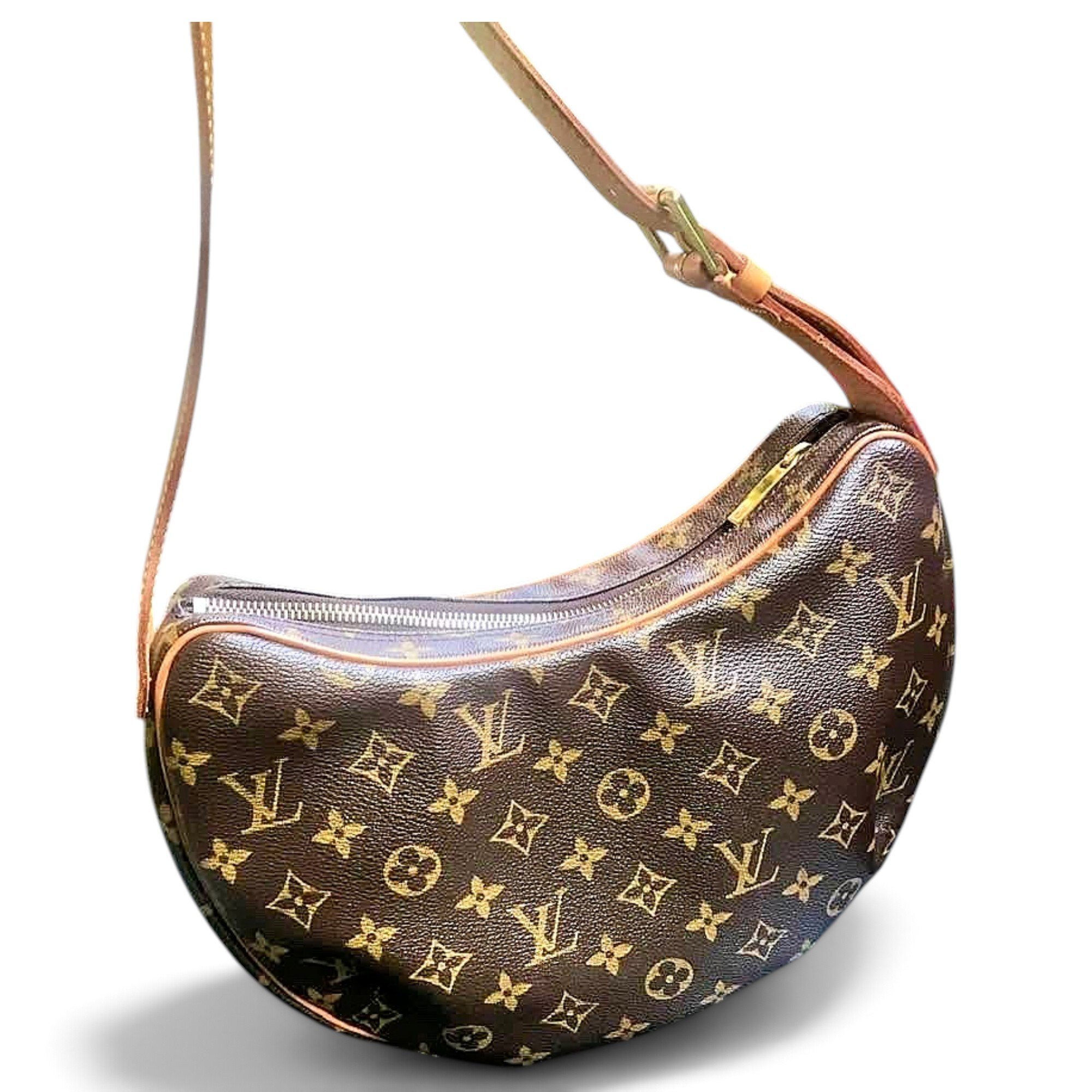 Croissant leather handbag