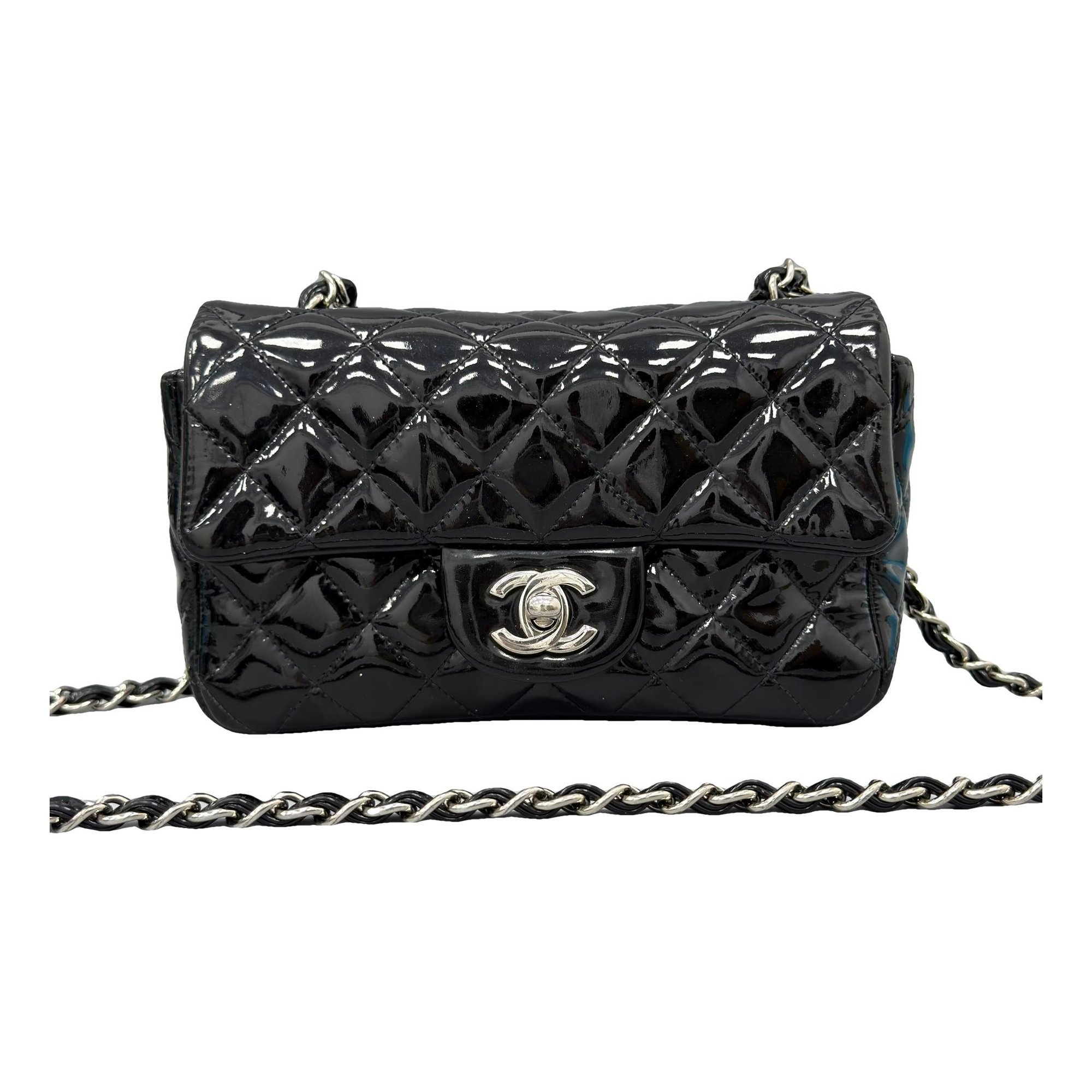 Timeless/Classique patent leather handbag