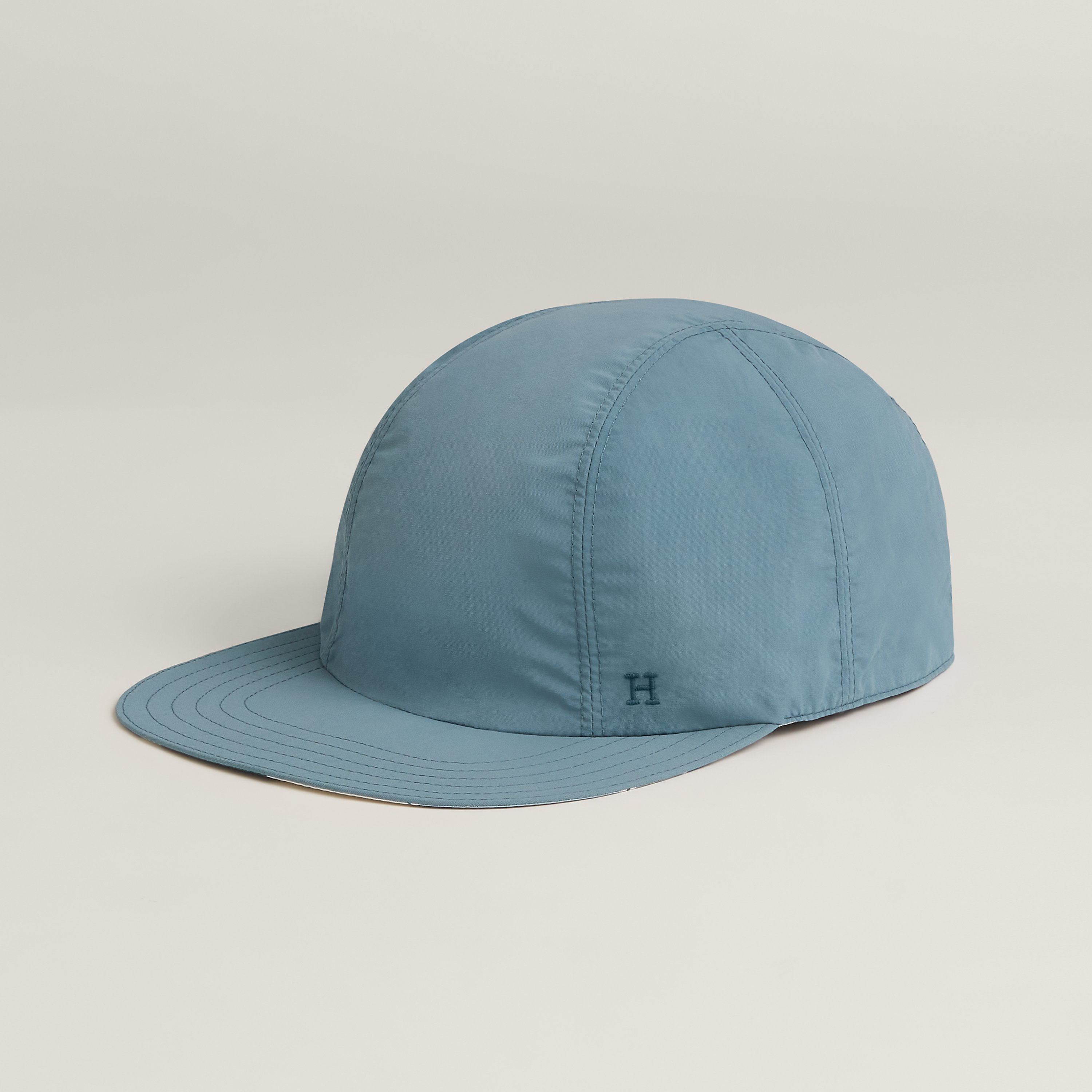 Roger Decoupages de H reversible cap