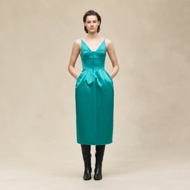 Dress with shoulder straps
