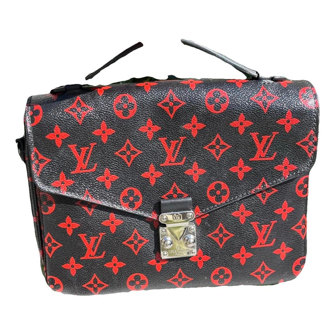 Metis leather handbag