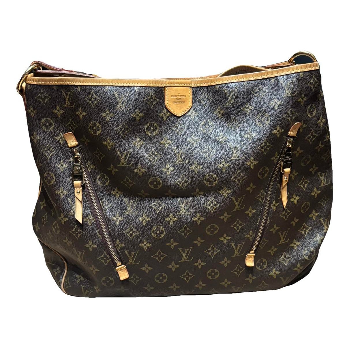 Delightful cloth handbag