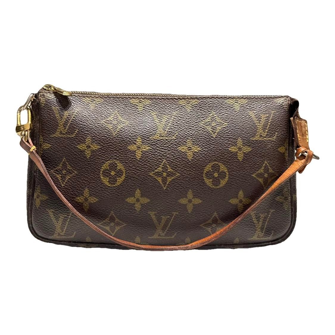 Leather clutch bag