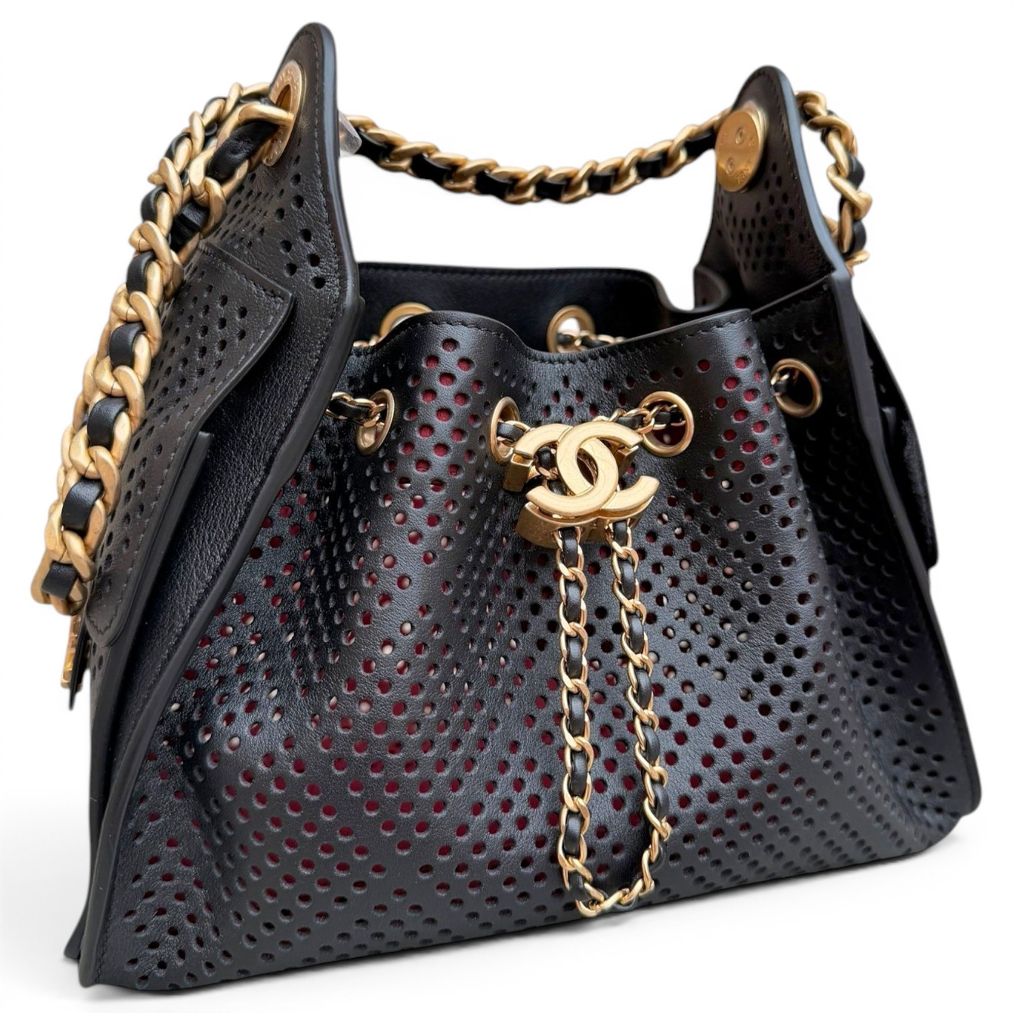 Chanel 25 leather handbag