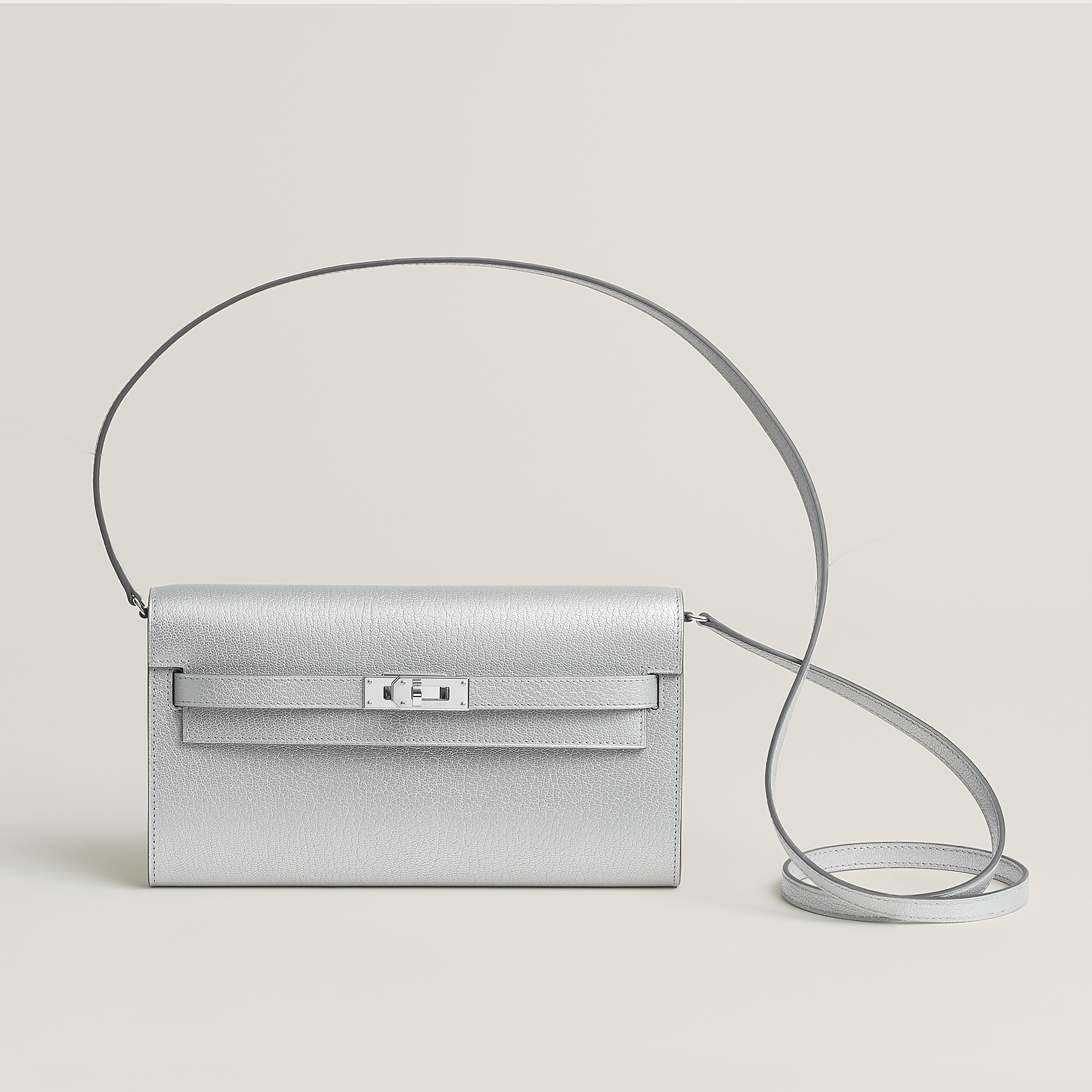 Hermès Kelly To Go in silver