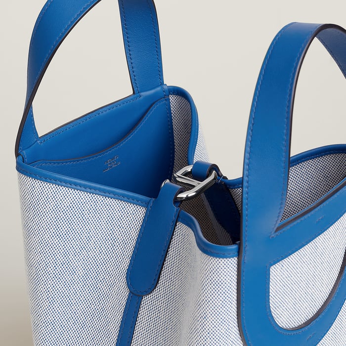 Hermès In-the-loop 23 Bag