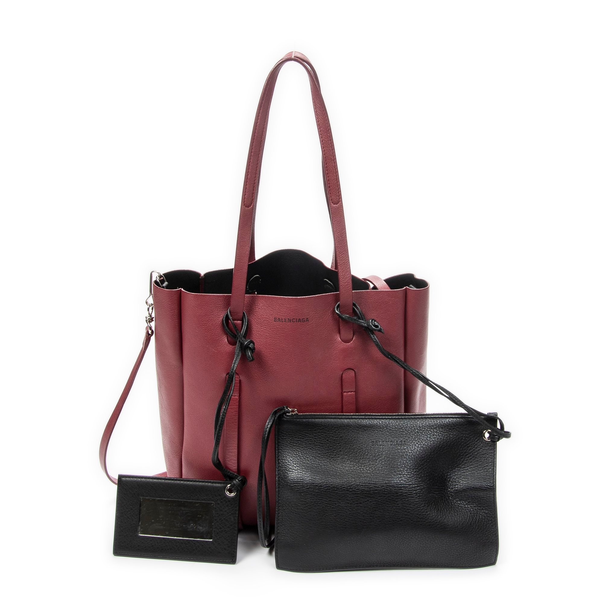 Everyday leather handbag