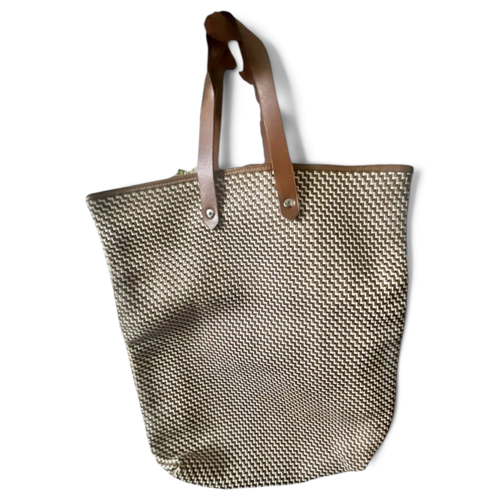Leather tote
