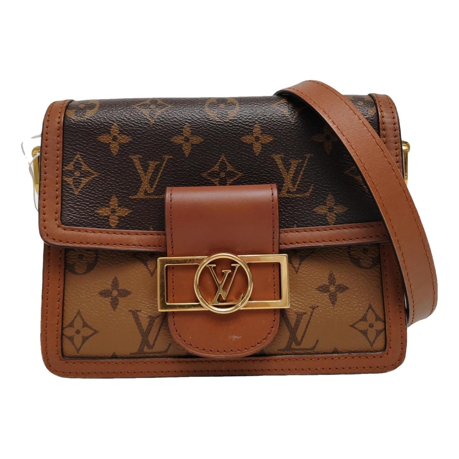 Dauphine leather handbag