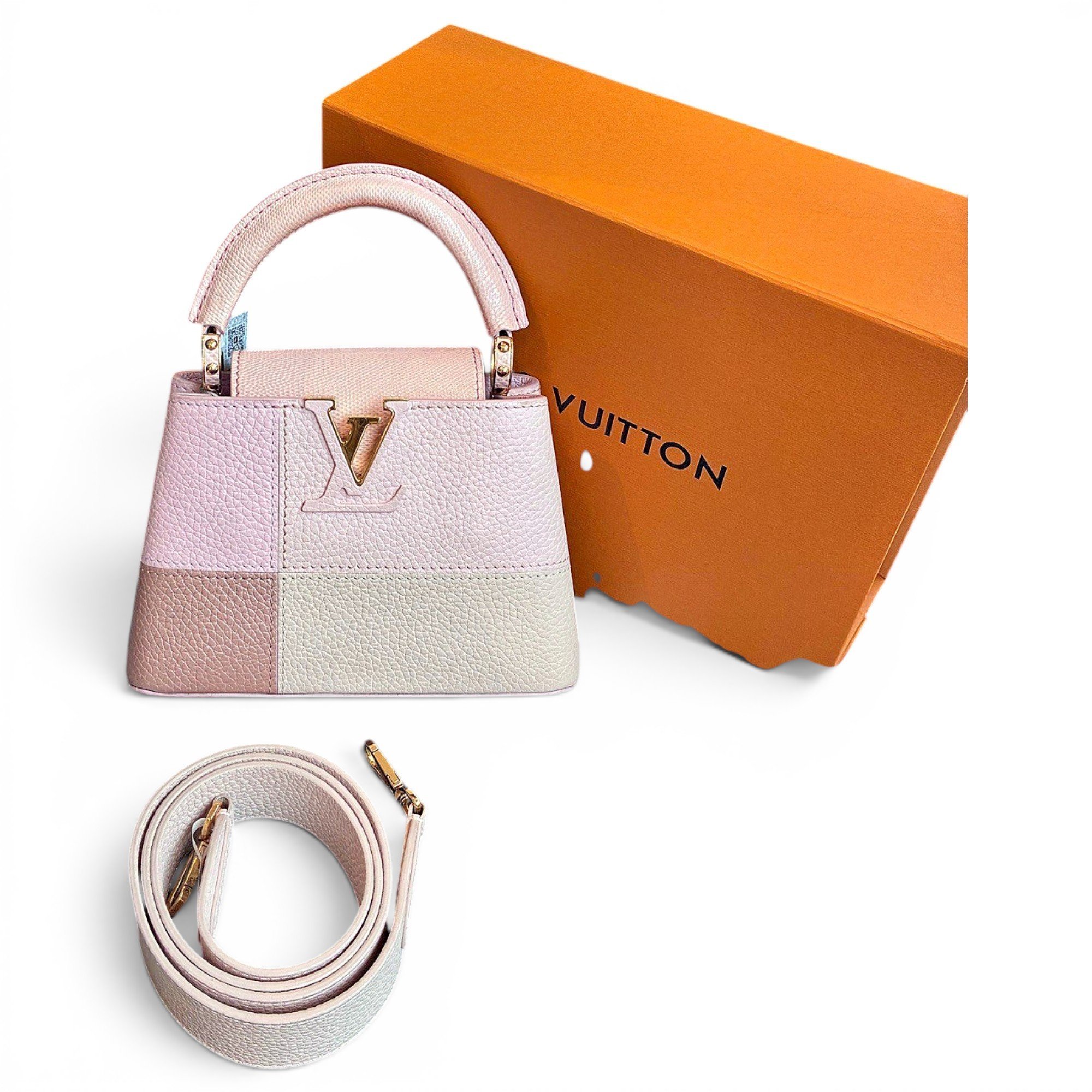 Capucines leather handbag