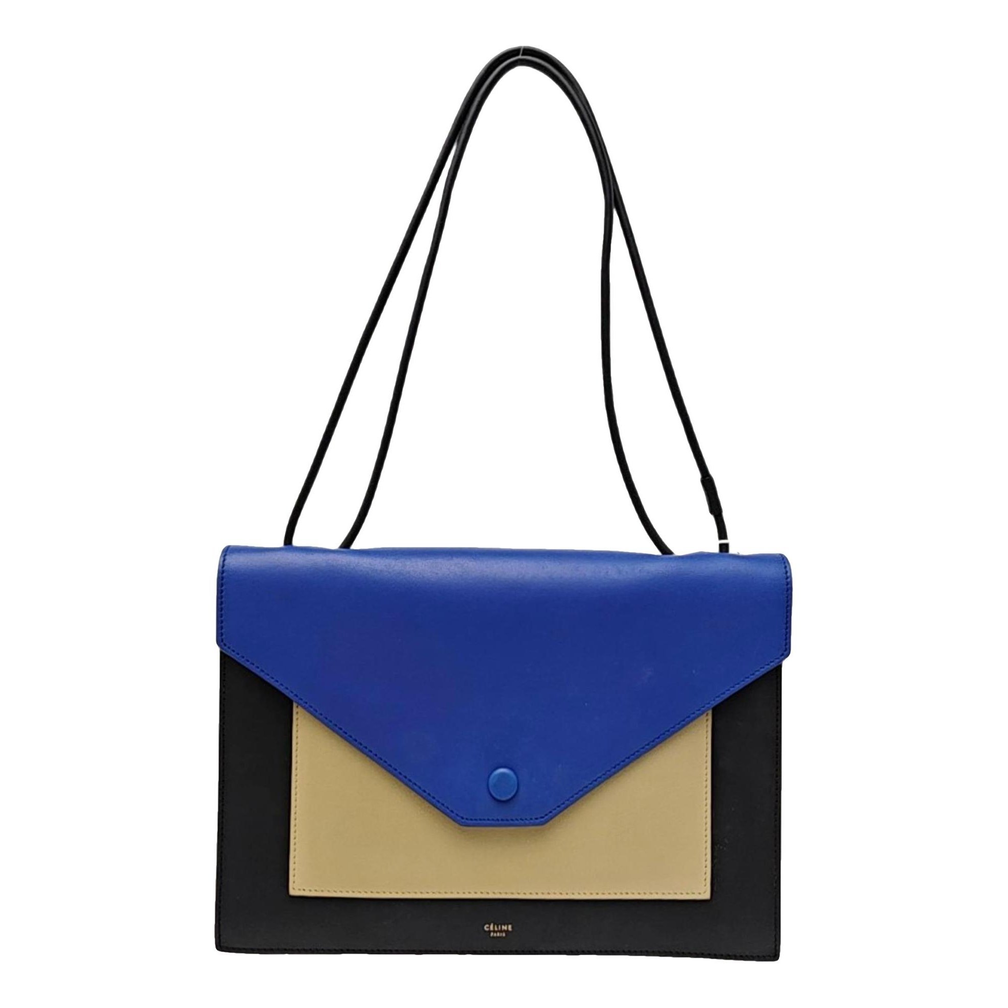 Pocket leather handbag