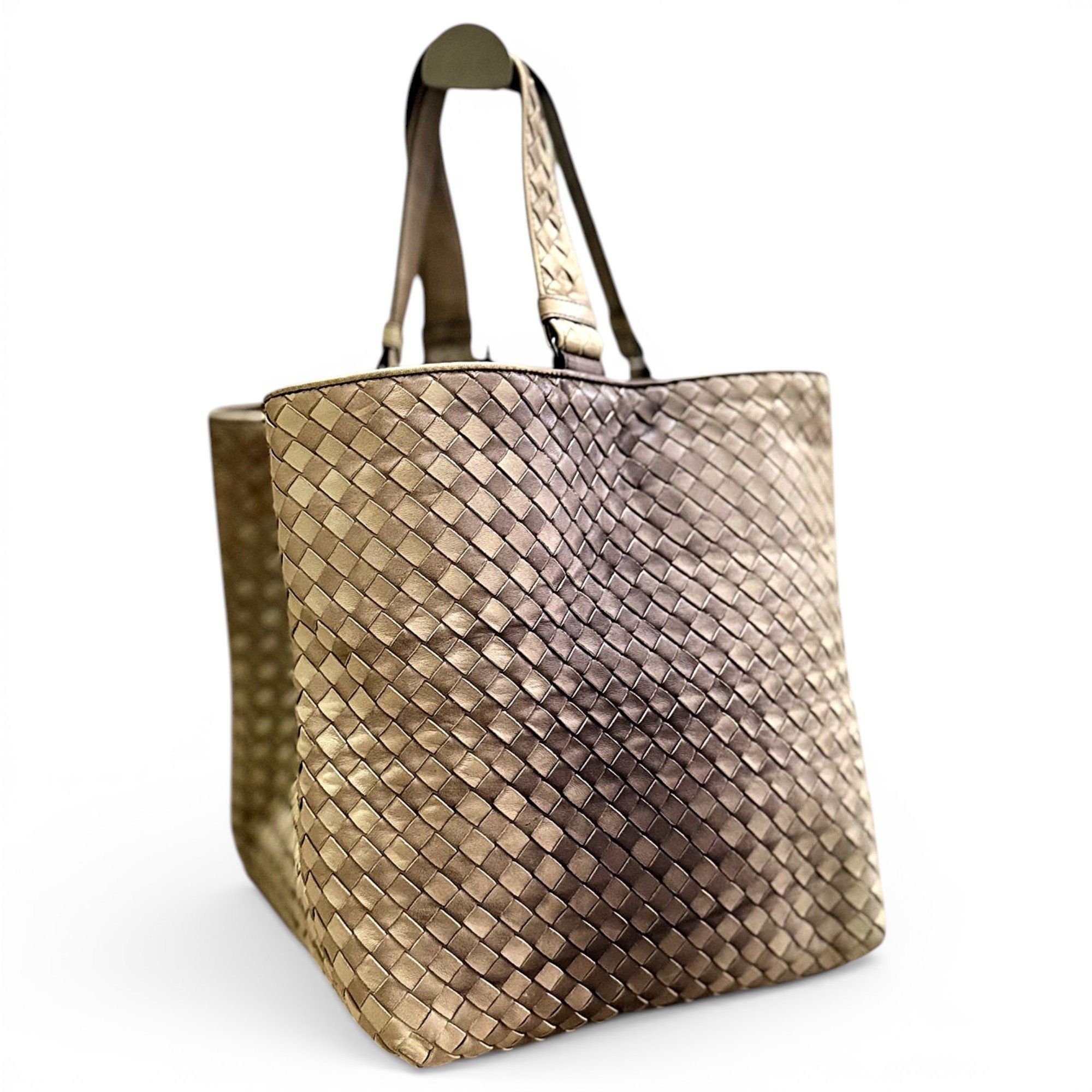 Cabat leather tote