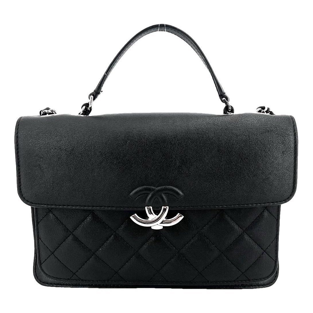 Leather handbag