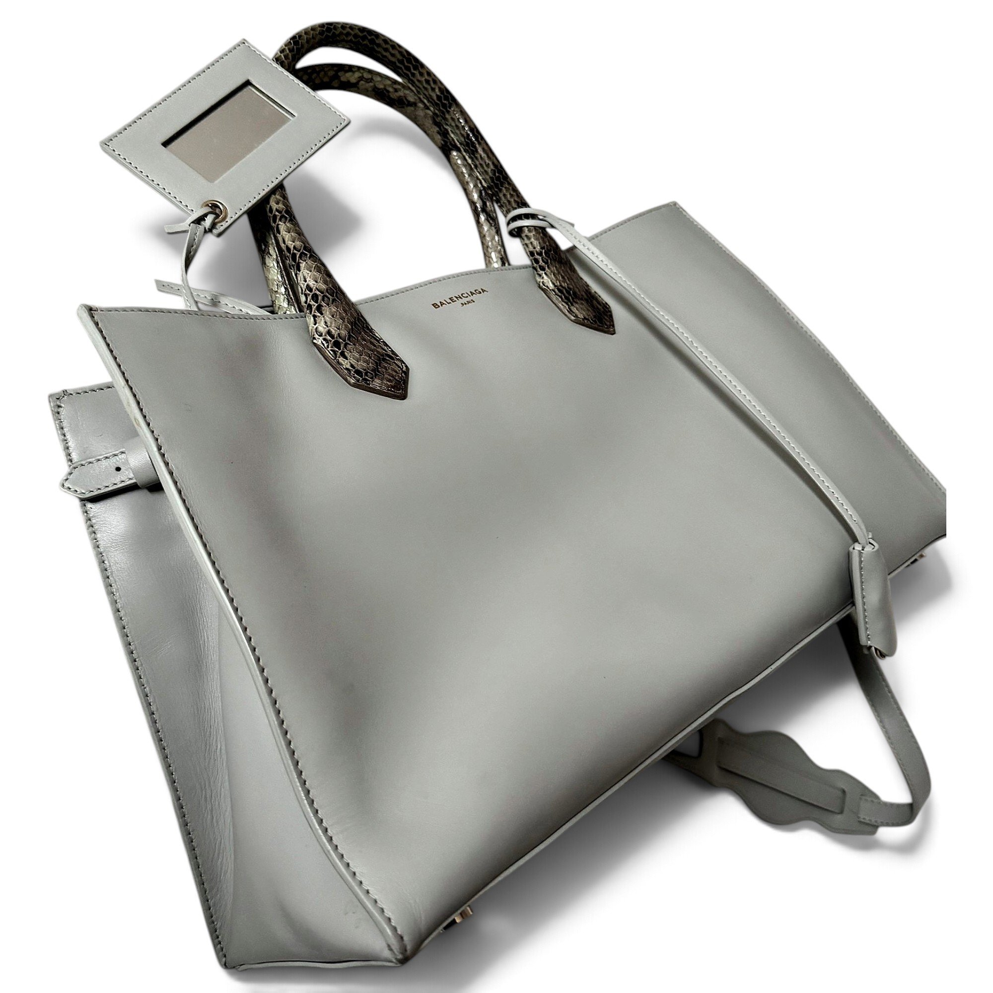 Padlock leather tote