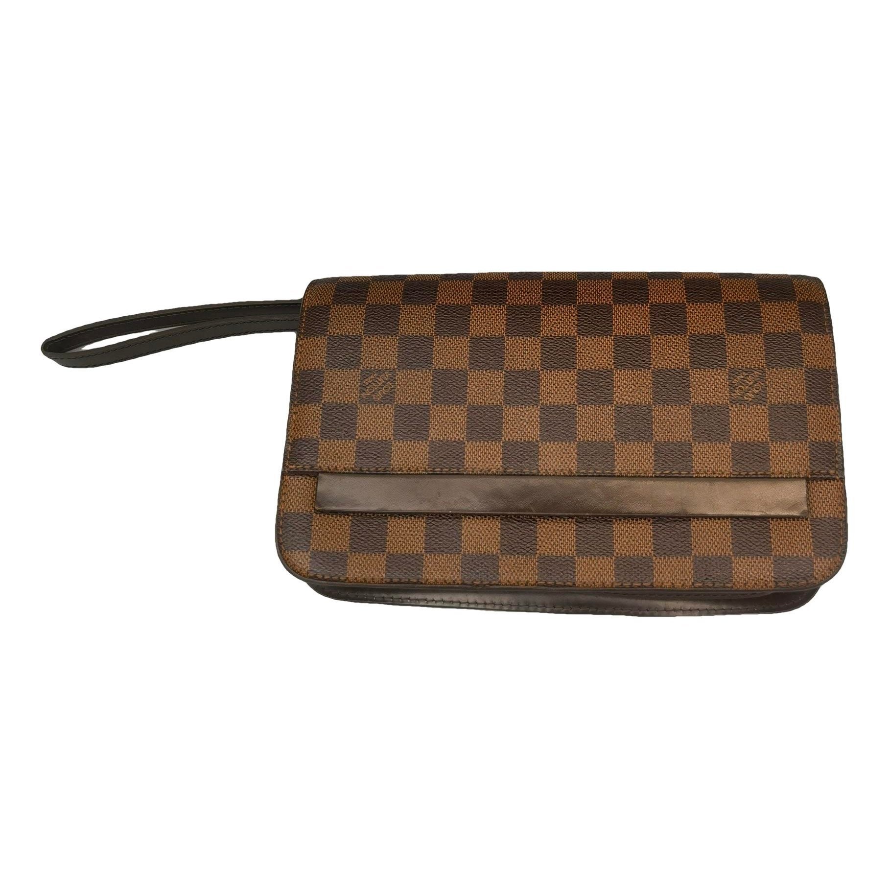 Leather clutch bag