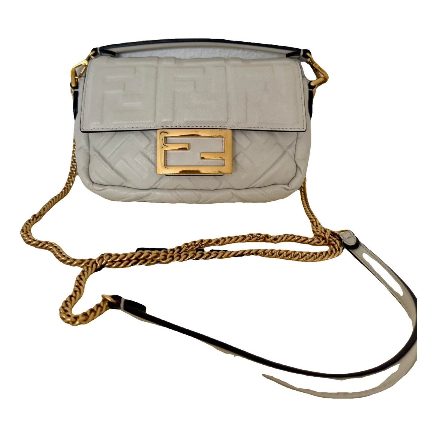 Baguette Chain Midi leather handbag