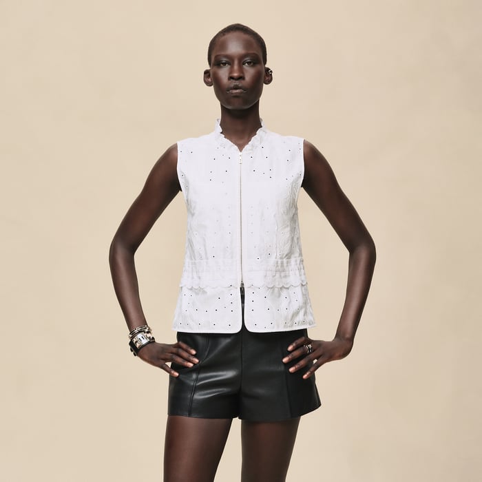 Blanc Sleeveless Embroidered Blouse