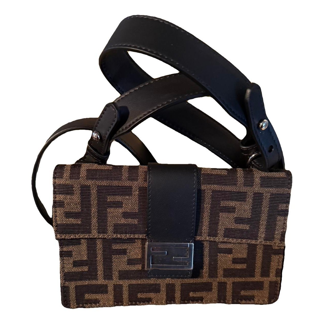 Cloth clutch bag