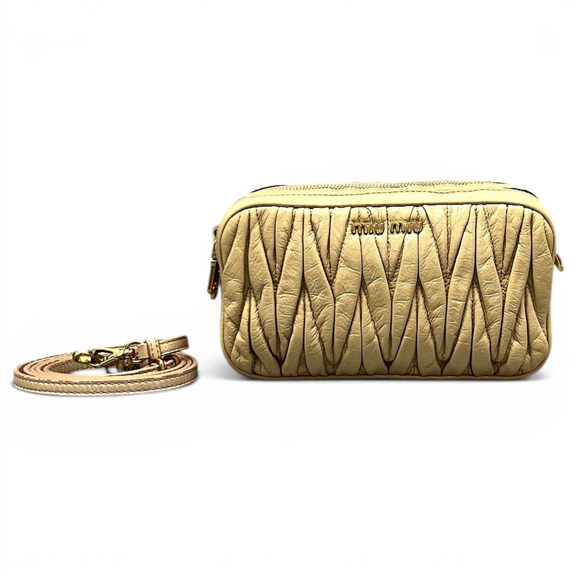 Matelassé leather crossbody bag