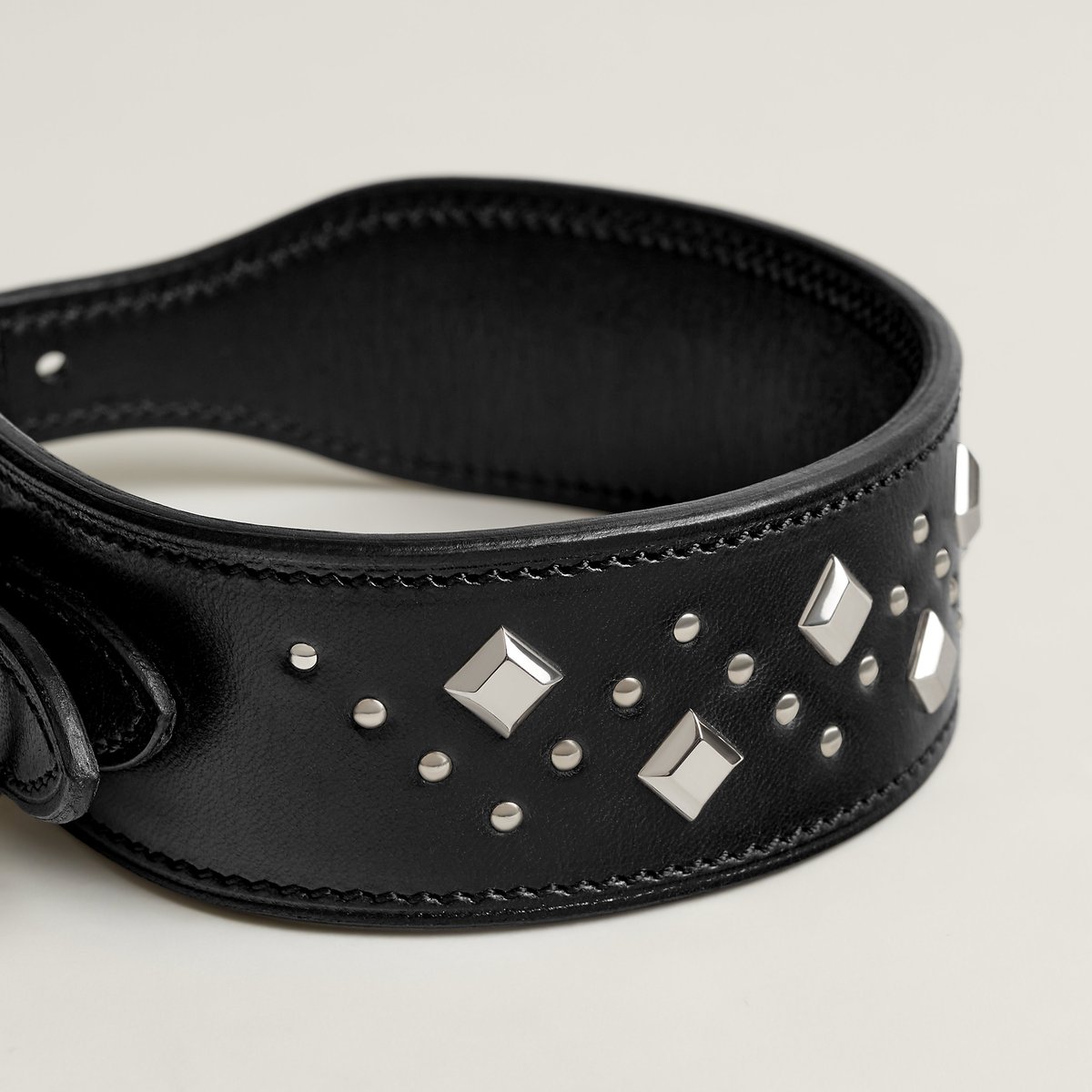 Noir Punch Dog Collar