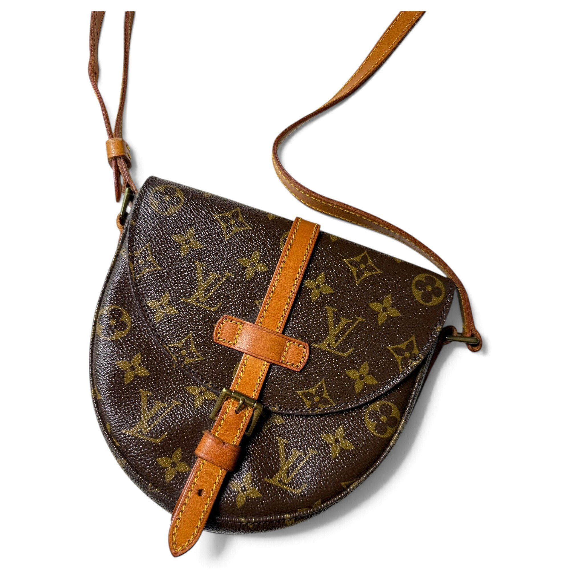 Chantilly leather crossbody bag