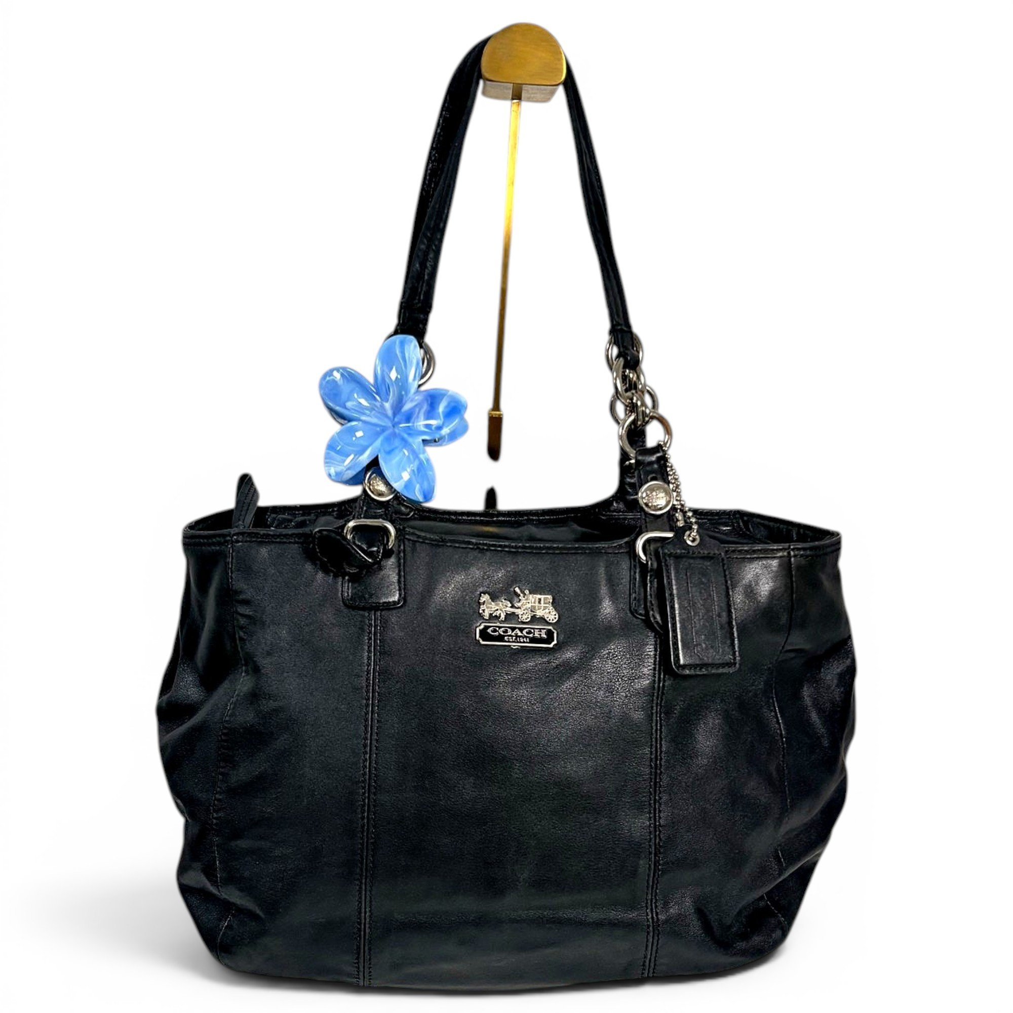 Leather tote