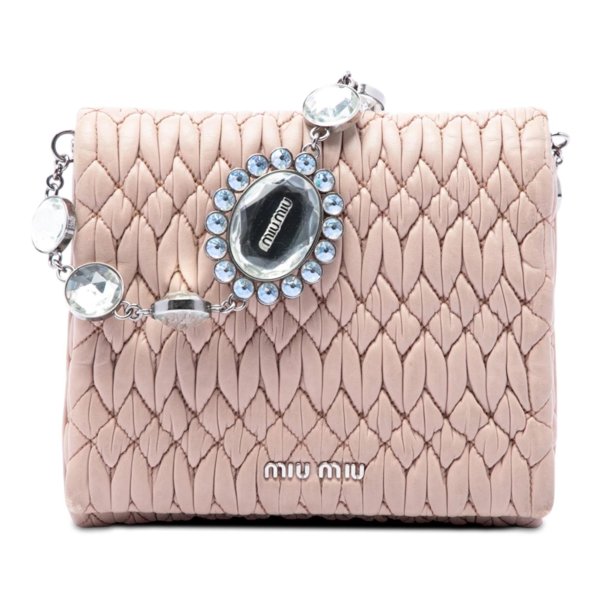 Matelassé leather handbag
