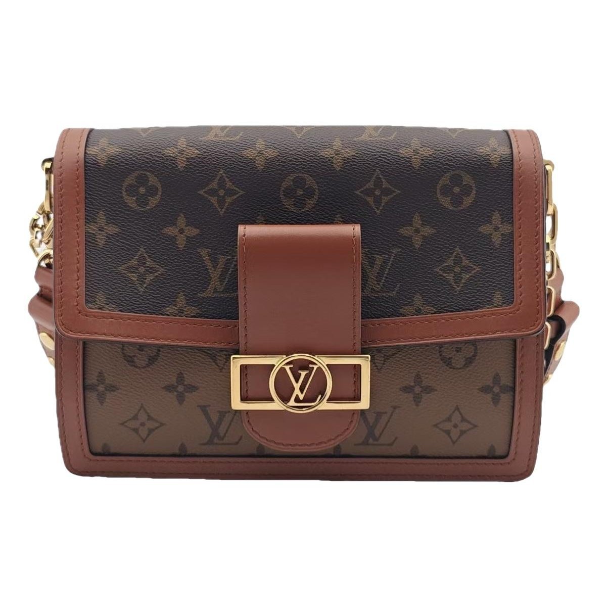 Dauphine leather handbag