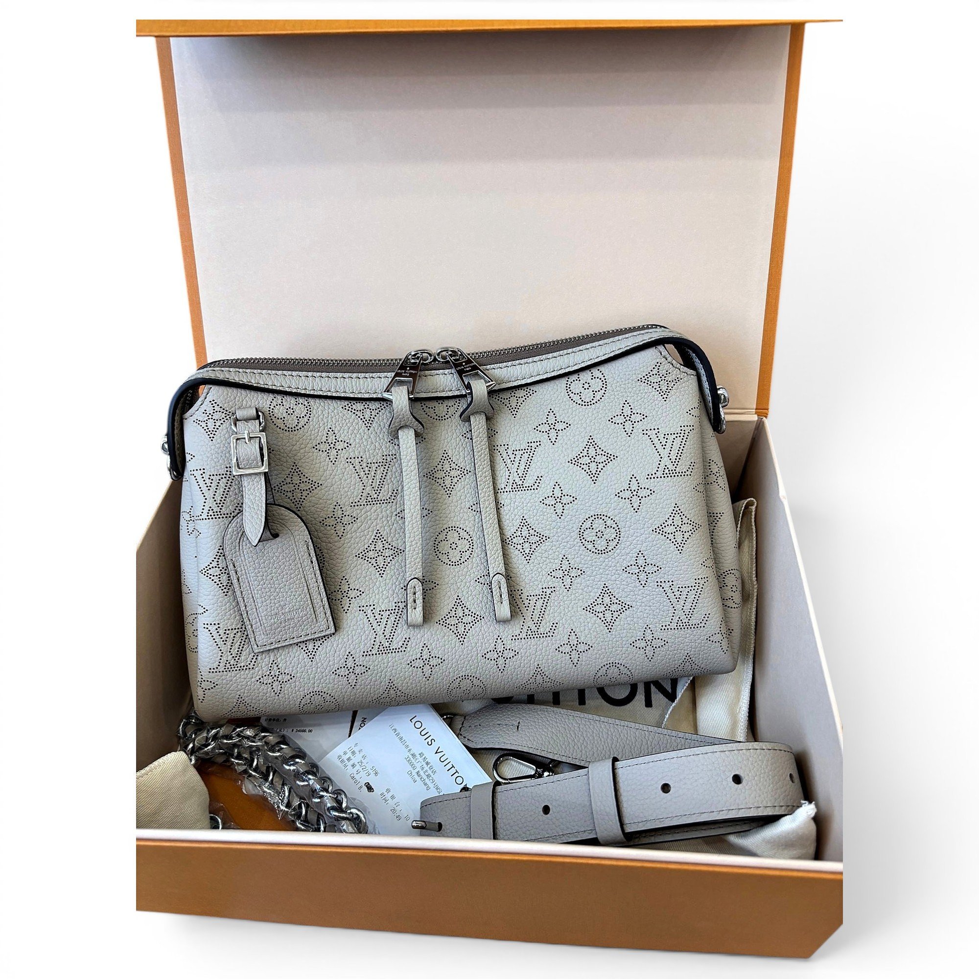 Leather handbag