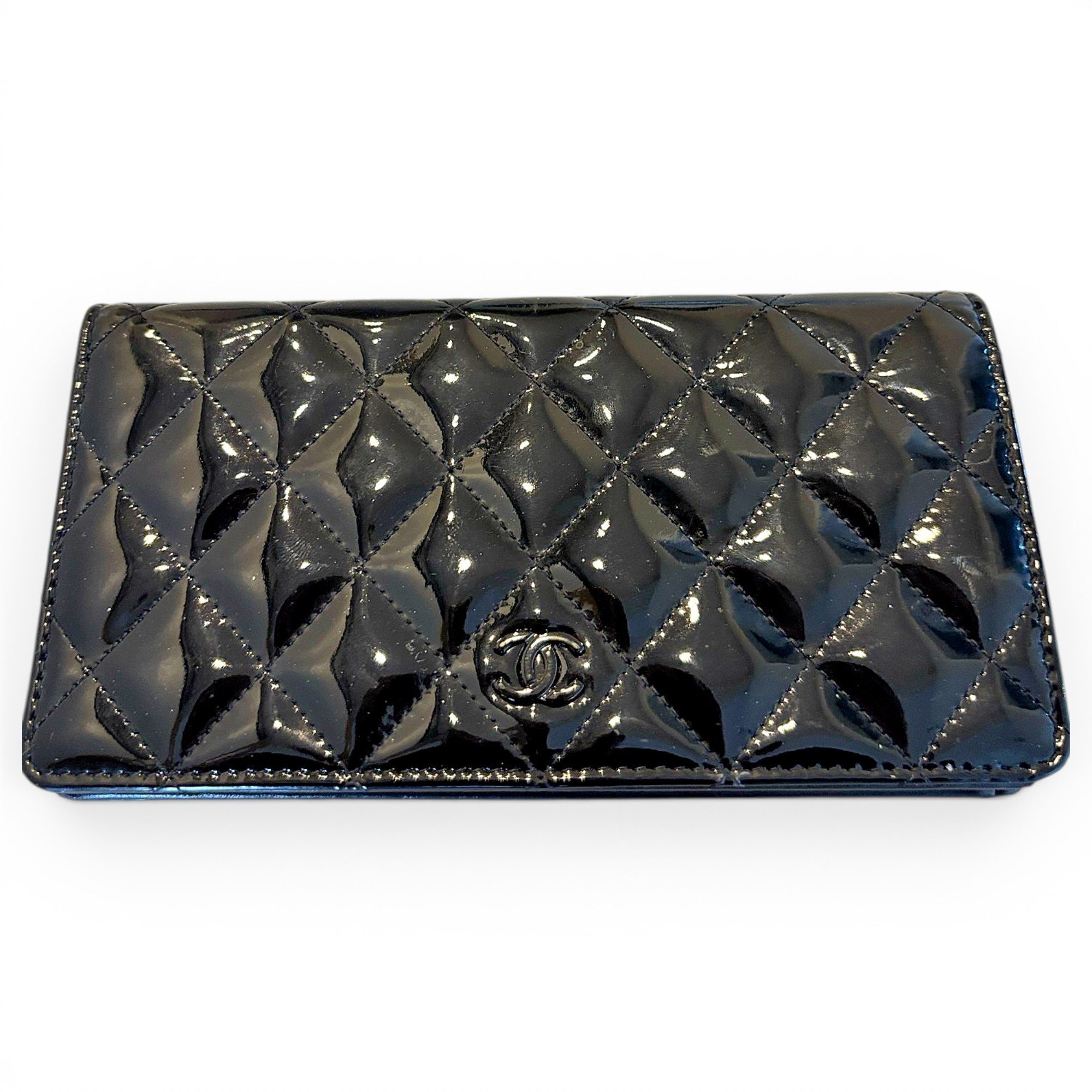 Patent leather clutch bag