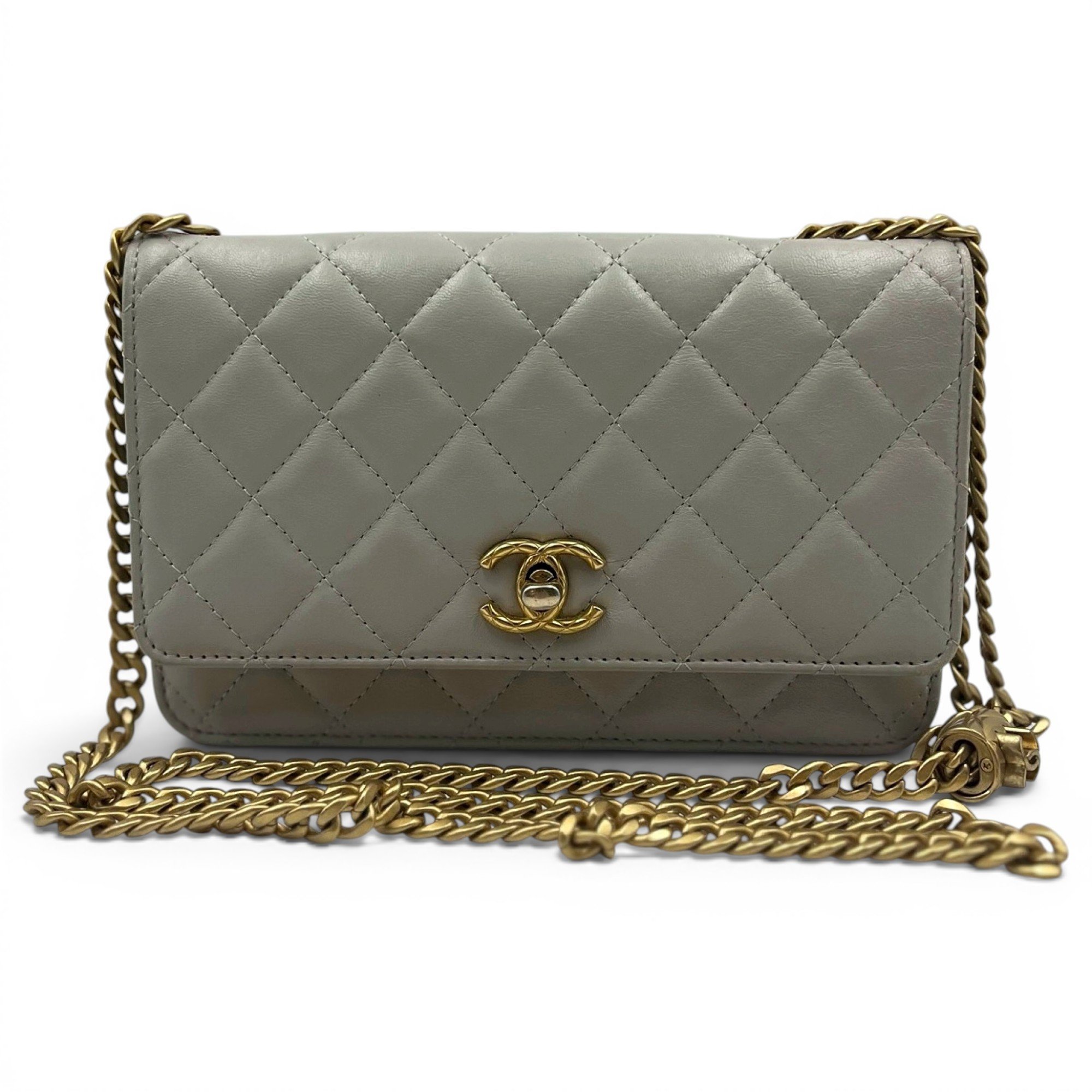 Wallet On Chain Timeless/Classique leather crossbody bag