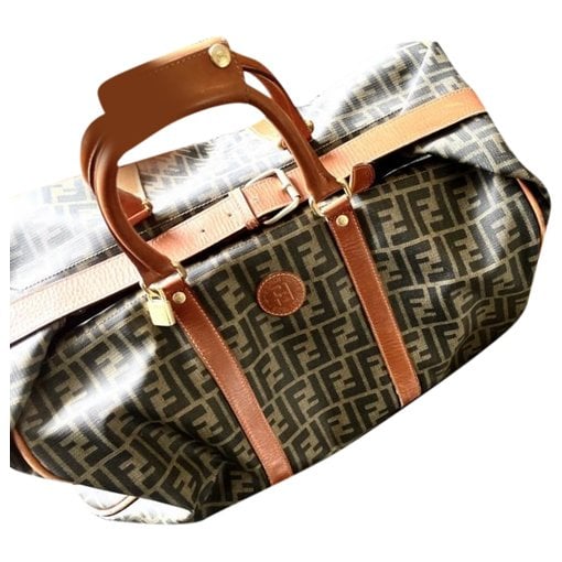 Leather travel bag