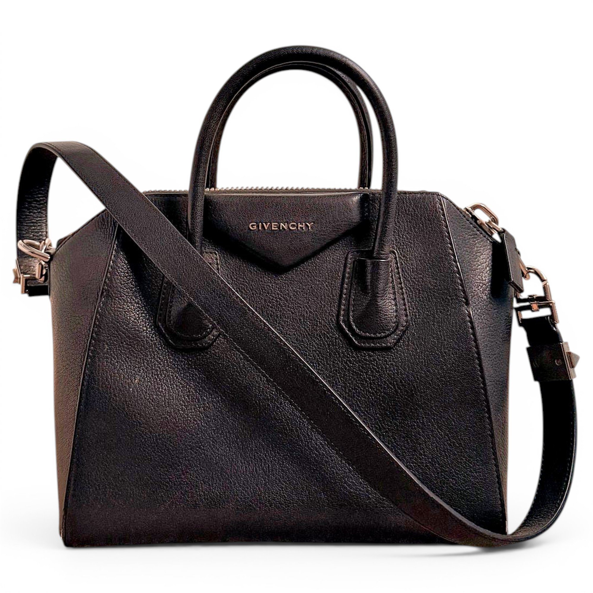 Antigona leather handbag
